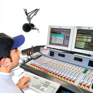 Cherry Lake Kids TV & Radio Book – Fun Learning Stories for Ages 9-13-0